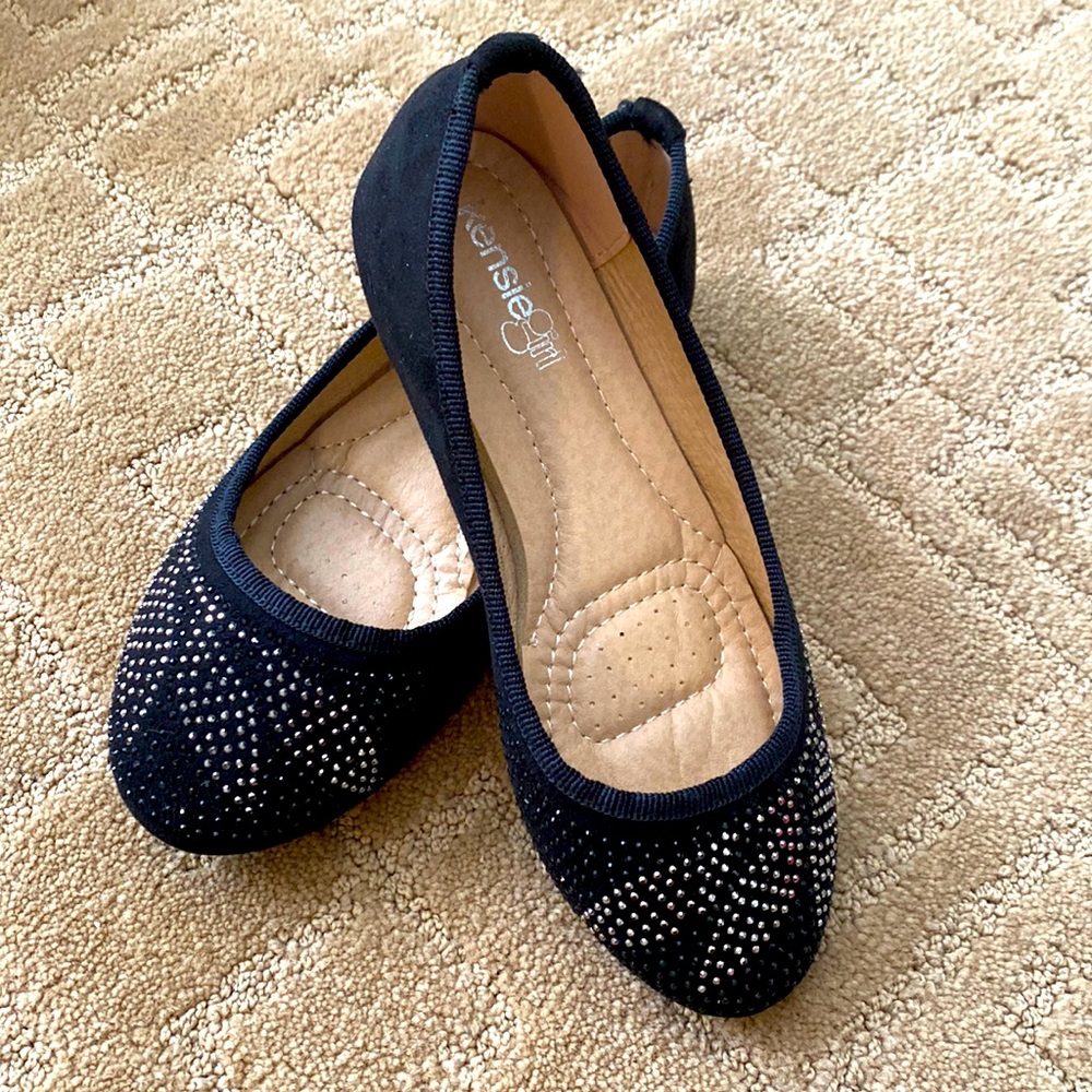 Girls dress shoes